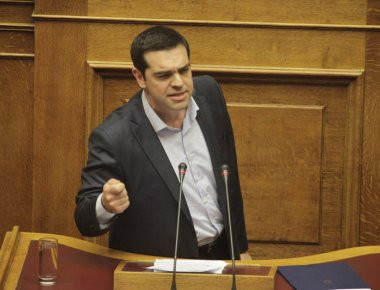 Ιδιαίτερα σκληρή προμηνύεται η σύγκρουση του Α. Τσίπρα και του Κ. Μητσοτάκη στη Βουλή